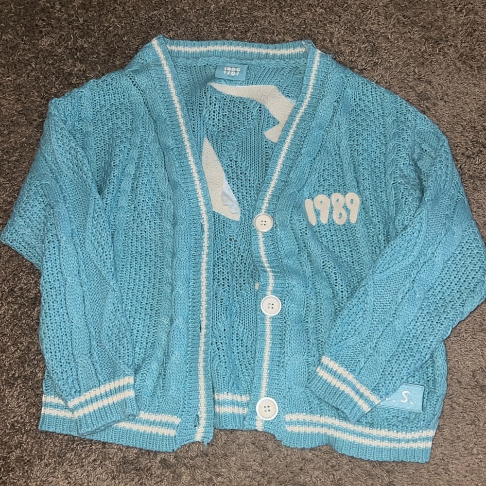 1989 Taylor swift cardigan
